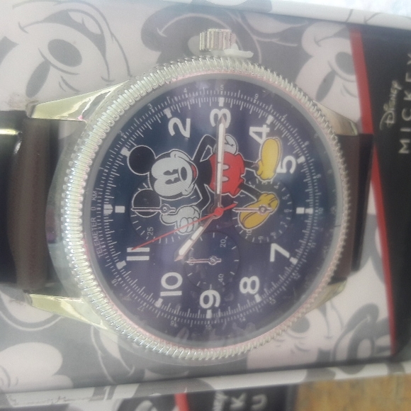 Disney Mickey Mouse Accutime Watch Brown Band NIB - Picture 4 of 5
